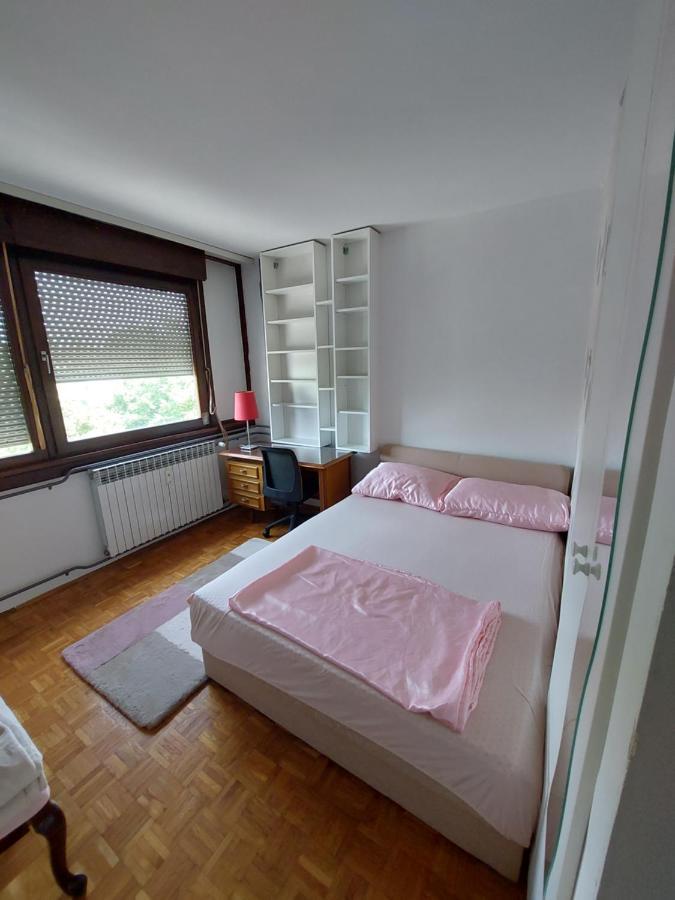 Apartman Laura Загреб Екстериор снимка